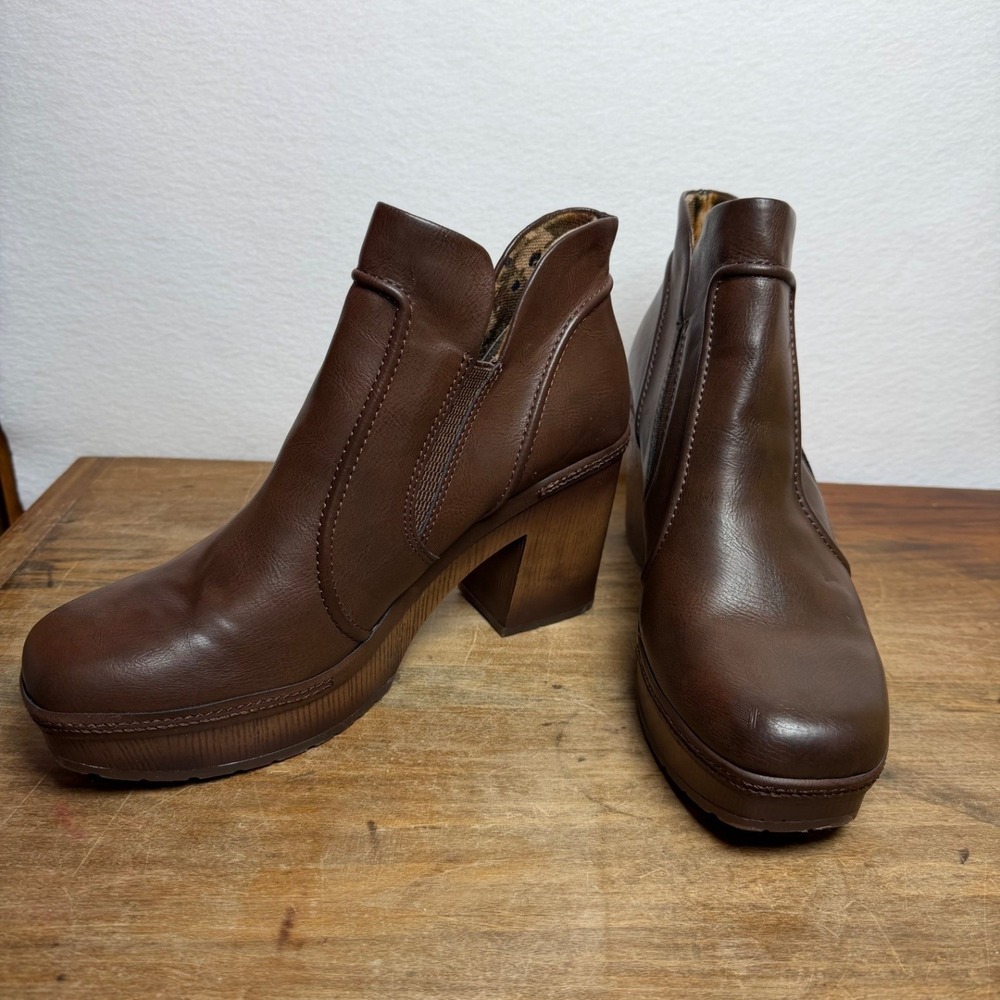 Korks Boots Womens 9.5 M Robin Block Heels Platform Bootie KR0013923 Brown